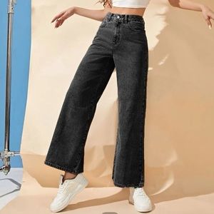 High Waist Wide Leg jeans. Excellent condition.